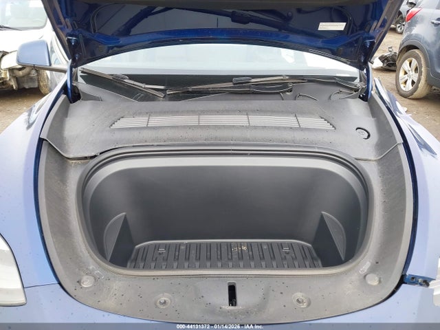 2024 TESLA MODEL Y 7SAYGDEE2RA269447 Photo 9