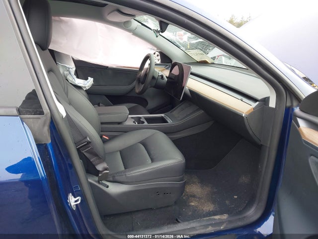 2024 TESLA MODEL Y 7SAYGDEE2RA269447 Photo 4