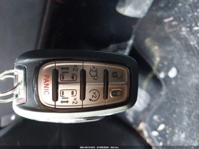 2024 CHRYSLER PACIFICA HYBRID 2C4RC1N75RR188544 Photo 10