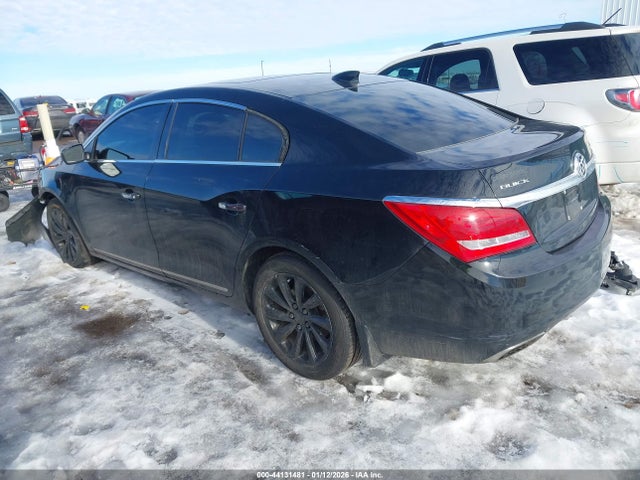 1G4GB5G36GF146380 Buick Lacrosse Leather