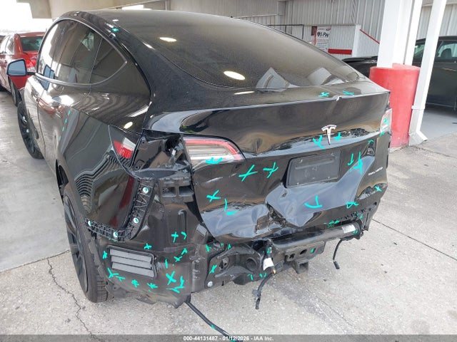 2021 TESLA MODEL Y 5YJYGDEE0MF246970 Photo 5