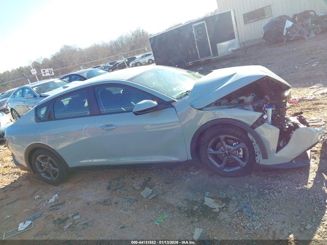 44131552 :رقم المزاد ، 3KPFT4DE6SE200373 vin ، 2025 Kia K4 Lxs مزاد بيع