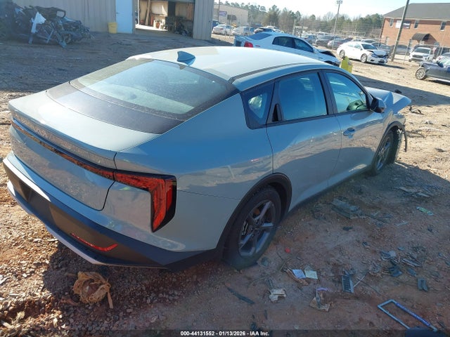 44131552 :رقم المزاد ، 3KPFT4DE6SE200373 vin ، 2025 Kia K4 Lxs مزاد بيع