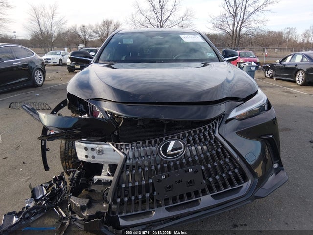 44131671 :رقم المزاد ، 2T2GGCEZ7TC104087 vin ، 2026 Lexus Nx 350 Premium مزاد بيع