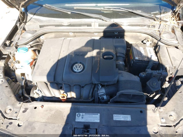 Aukcja sprzedaży 2013 Volkswagen Jetta 2.5l Se, vin: 3VWDX7AJXDM415758, numer aukcji: 44131790