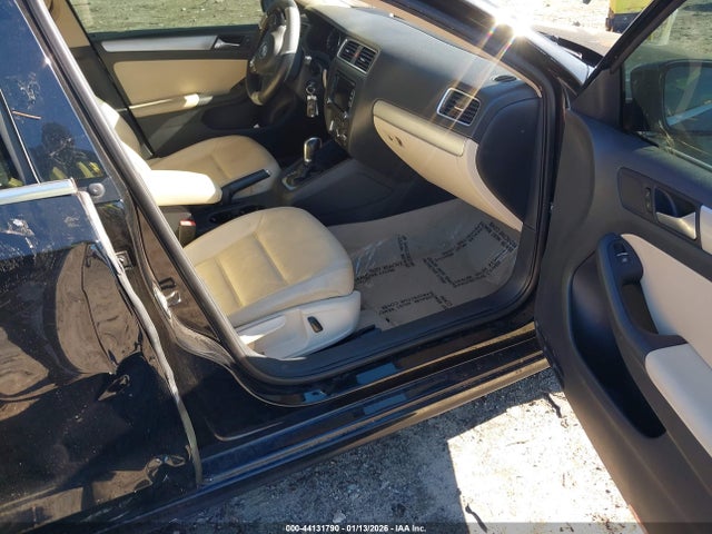 Aukcja sprzedaży 2013 Volkswagen Jetta 2.5l Se, vin: 3VWDX7AJXDM415758, numer aukcji: 44131790