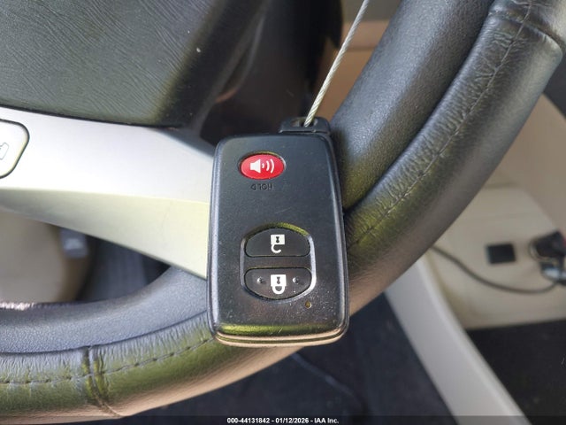 44131842 :رقم المزاد ، JTDKN3DU2C5511547 vin ، 2012 Toyota Prius مزاد بيع