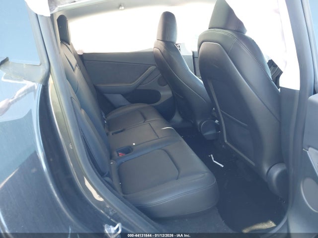 2024 TESLA MODEL Y 7SAYGDEDXRF053162 Photo 7