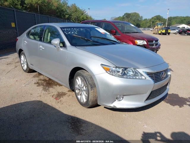 2013 Lexus Es 300h მანქანა იყიდება აუქციონზე, vin: JTHBW1GG1D2028124, აუქციონის ნომერი: 44131878