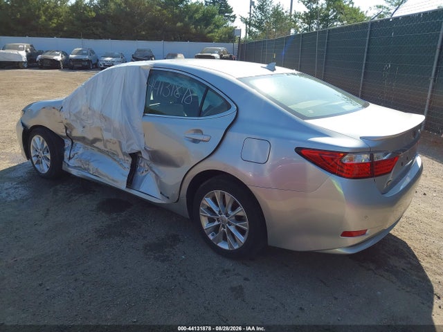2013 Lexus Es 300h მანქანა იყიდება აუქციონზე, vin: JTHBW1GG1D2028124, აუქციონის ნომერი: 44131878