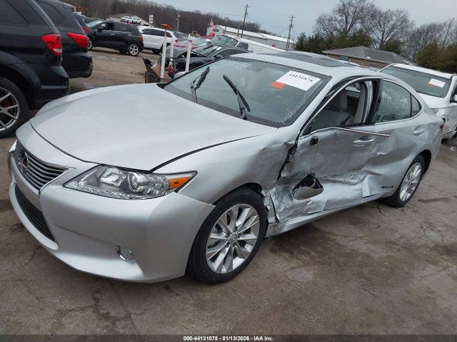 2013 Lexus Es 300h მანქანა იყიდება აუქციონზე, vin: JTHBW1GG1D2028124, აუქციონის ნომერი: 44131878