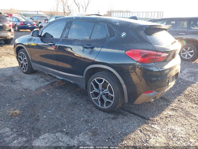 2018 BMW X2 WBXYJ5C38JEF81700 Photo 2