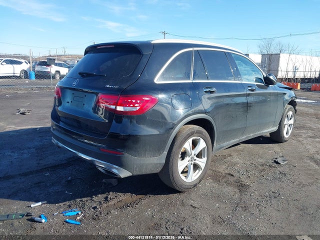 44131914 :رقم المزاد ، WDC0G4KB3JV073685 vin ، 2018 Mercedes-benz Glc 300 4matic مزاد بيع