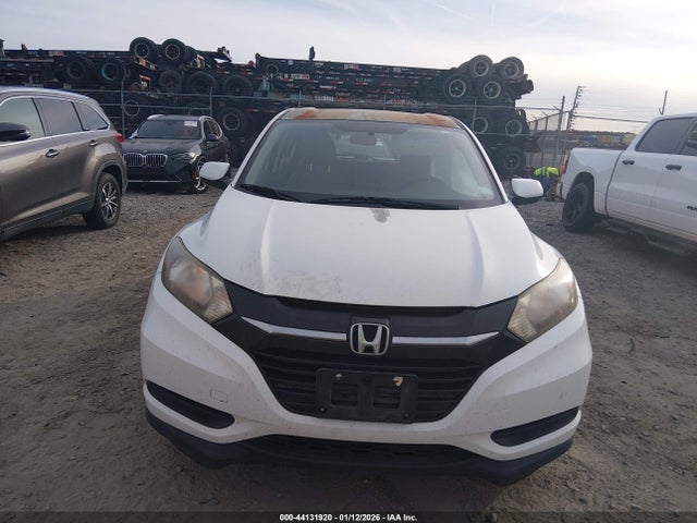 Honda HR-V LX 2017 3CZRU5H35HM720680 Image 12