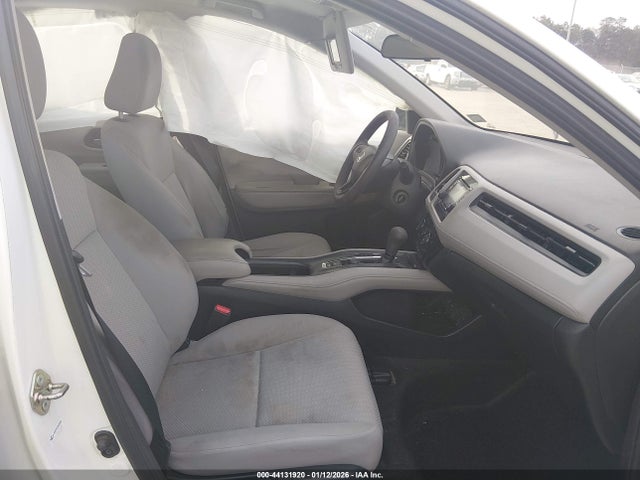 Honda HR-V LX 2017 3CZRU5H35HM720680 Image 5