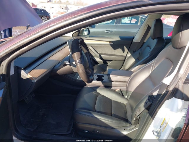 2023 TESLA MODEL 3 5YJ3E1EB8PF598879 Photo 4