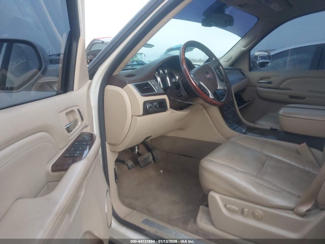 2009 CADILLAC ESCALADE ESV 1GYFK26239R275230 Photo 4