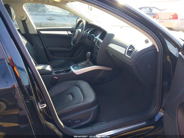 2011 AUDI A4 WAUSFAFL3BA017934 Photo 4