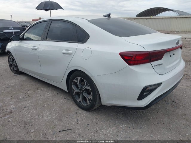 Aukcja sprzedaży 2021 Kia Forte Lxs, vin: 3KPF24AD9ME410130, numer aukcji: 44132070