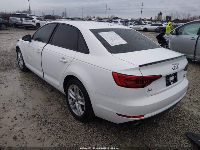 2017 AUDI A4 WAUANAF43HN043510 Photo 2