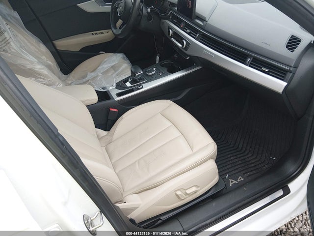 2017 AUDI A4 WAUANAF43HN043510 Photo 4