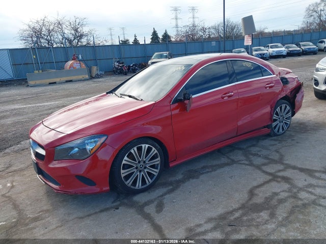 Mercedes-Benz CLA 250 2018 WDDSJ4EB3JN572505 Image 2