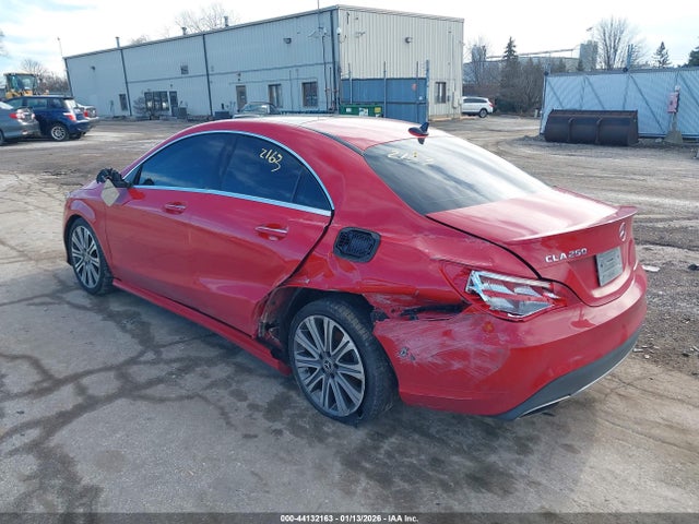Mercedes-Benz CLA 250 2018 WDDSJ4EB3JN572505 Image 3