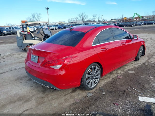 Mercedes-Benz CLA 250 2018 WDDSJ4EB3JN572505 Image 4