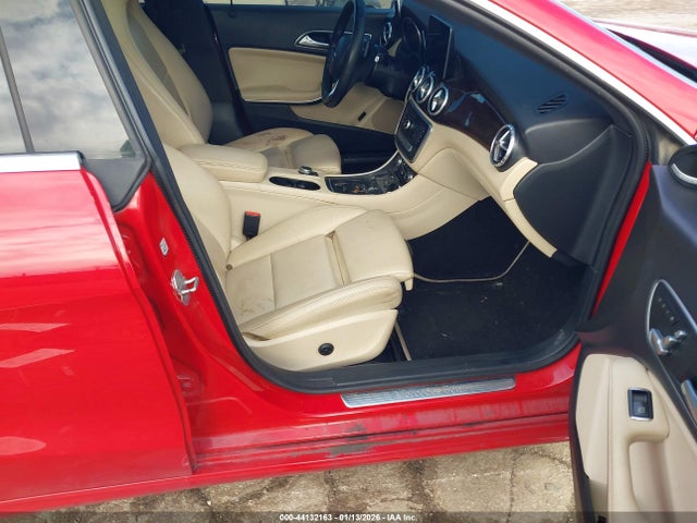 Mercedes-Benz CLA 250 2018 WDDSJ4EB3JN572505 Image 5