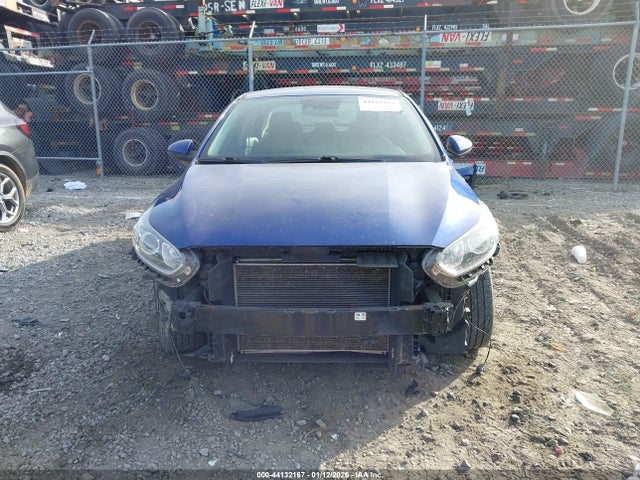 3KPF24AD0ME294252 KIA Forte Lxs