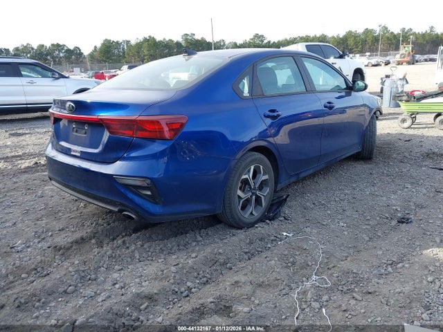 3KPF24AD0ME294252 KIA Forte Lxs