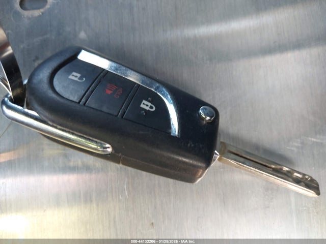 JTNKHMBX6K1047481 Toyota C-HR LE