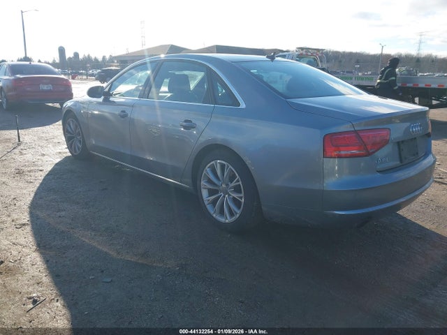 2013 AUDI A8 L WAURGAFD2DN013664 Photo 2