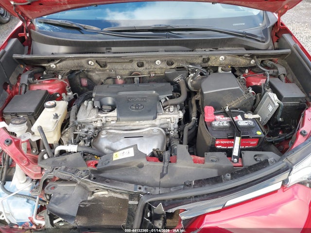 JTMBFREV7HJ127379 Toyota RAV4 LE