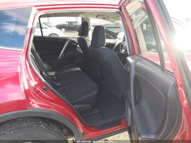 JTMBFREV7HJ127379 Toyota RAV4 LE