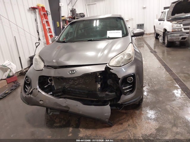 KNDPMCACXH7122607 KIA Sportage Lx