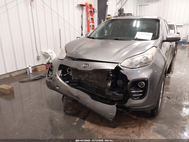 KNDPMCACXH7122607 KIA Sportage Lx