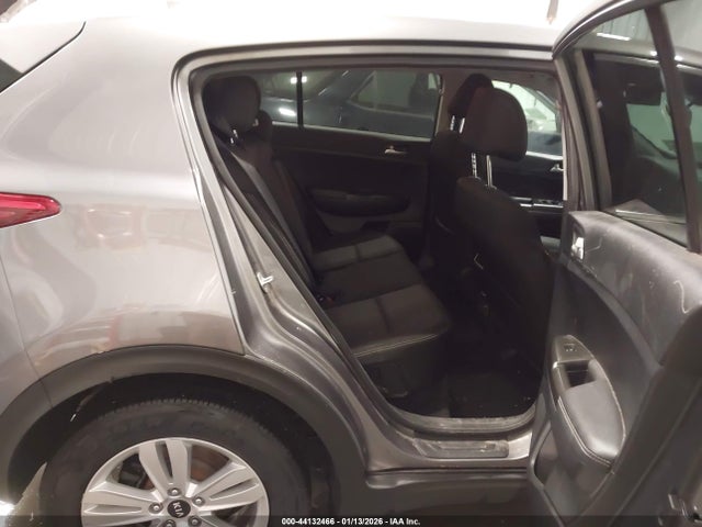 KNDPMCACXH7122607 KIA Sportage Lx