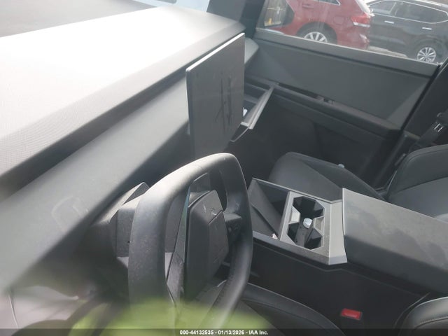 2025 TESLA CYBERTRUCK 7G2CEHED2SA066444 Photo 6