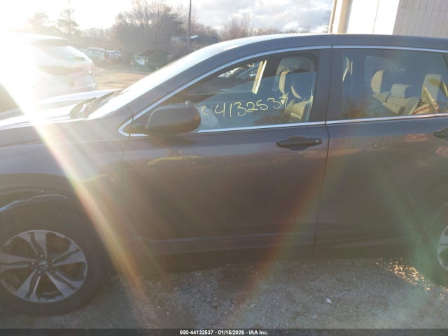 44132537 :رقم المزاد ، 2HKRW5H32JH405914 vin ، 2018 Honda Cr-v Lx مزاد بيع