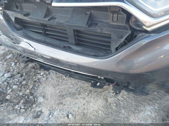 44132537 :رقم المزاد ، 2HKRW5H32JH405914 vin ، 2018 Honda Cr-v Lx مزاد بيع