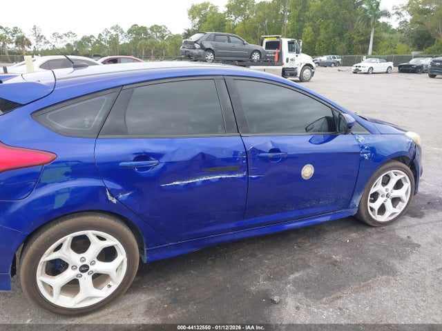2013 Ford Focus St მანქანა იყიდება აუქციონზე, vin: 1FADP3L95DL364627, აუქციონის ნომერი: 44132550