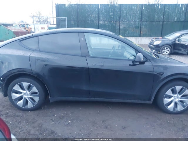 44132628 :رقم المزاد ، 7SAYGDEE6PA190845 vin ، 2023 Tesla Model Y Awd/long Range Dual Motor All-wheel Drive مزاد بيع