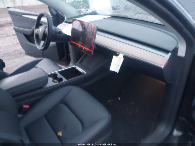 2023 TESLA MODEL Y 7SAYGDEE6PA190845 Photo 4