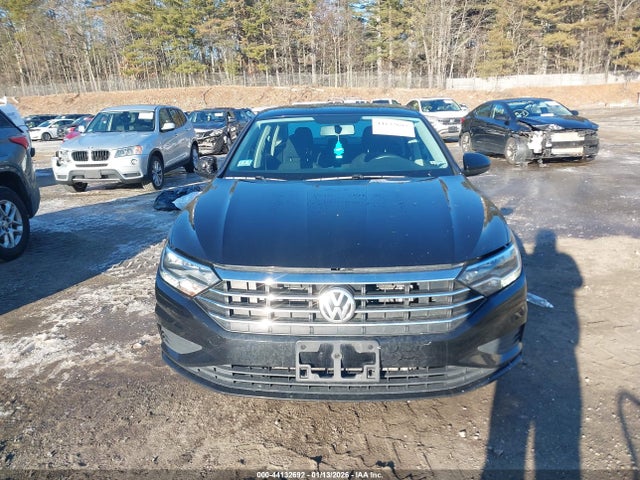 3VWN57BU1KM038012 Volkswagen Jetta 1.4t S