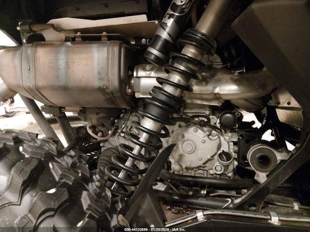 JKARTCH17SB500719 Kawasaki Krf 1000