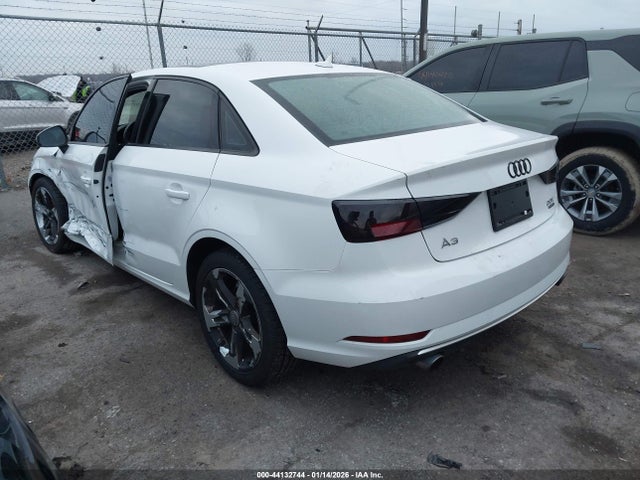 2018 Audi A3 2.0t Premium მანქანა იყიდება აუქციონზე, vin: WAUB8GFF0J1044143, აუქციონის ნომერი: 44132744