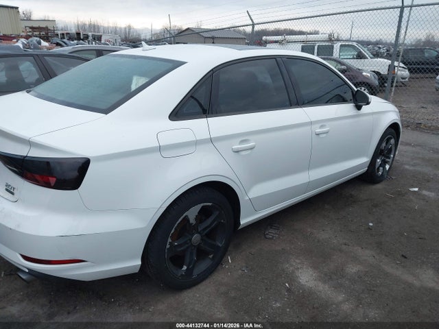 2018 Audi A3 2.0t Premium მანქანა იყიდება აუქციონზე, vin: WAUB8GFF0J1044143, აუქციონის ნომერი: 44132744