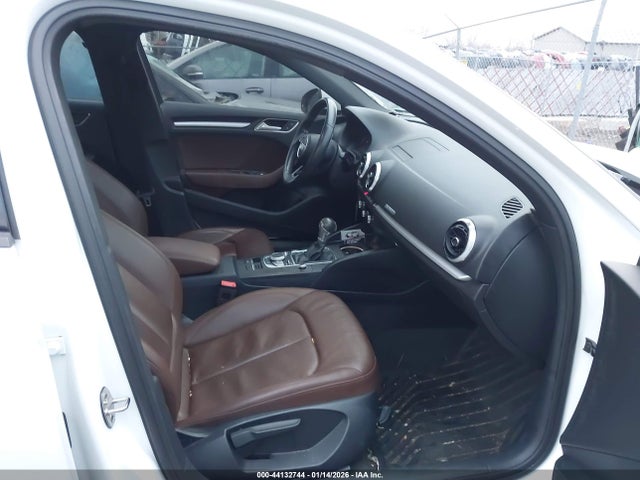 2018 Audi A3 2.0t Premium მანქანა იყიდება აუქციონზე, vin: WAUB8GFF0J1044143, აუქციონის ნომერი: 44132744