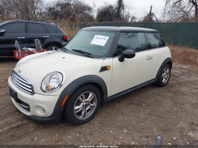 2012 MINI COOPER WMWSU3C53CT255814 Photo 1